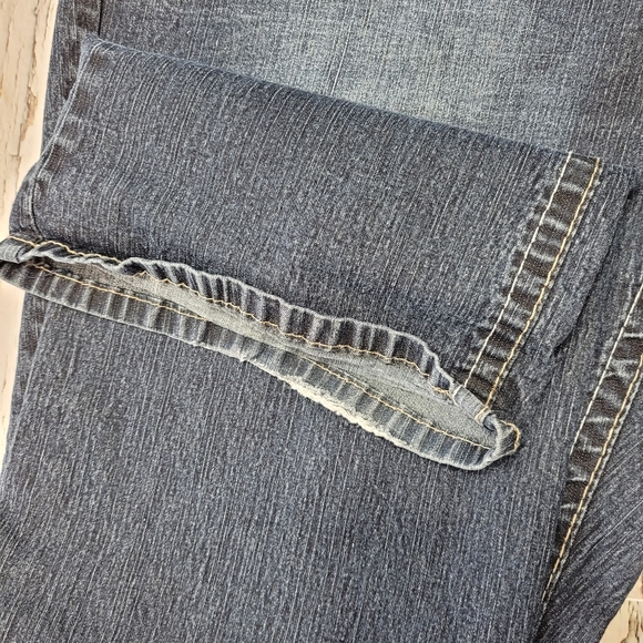 Mid Rise Bootcut Demin Blue Jeans - Picture 7 of 8